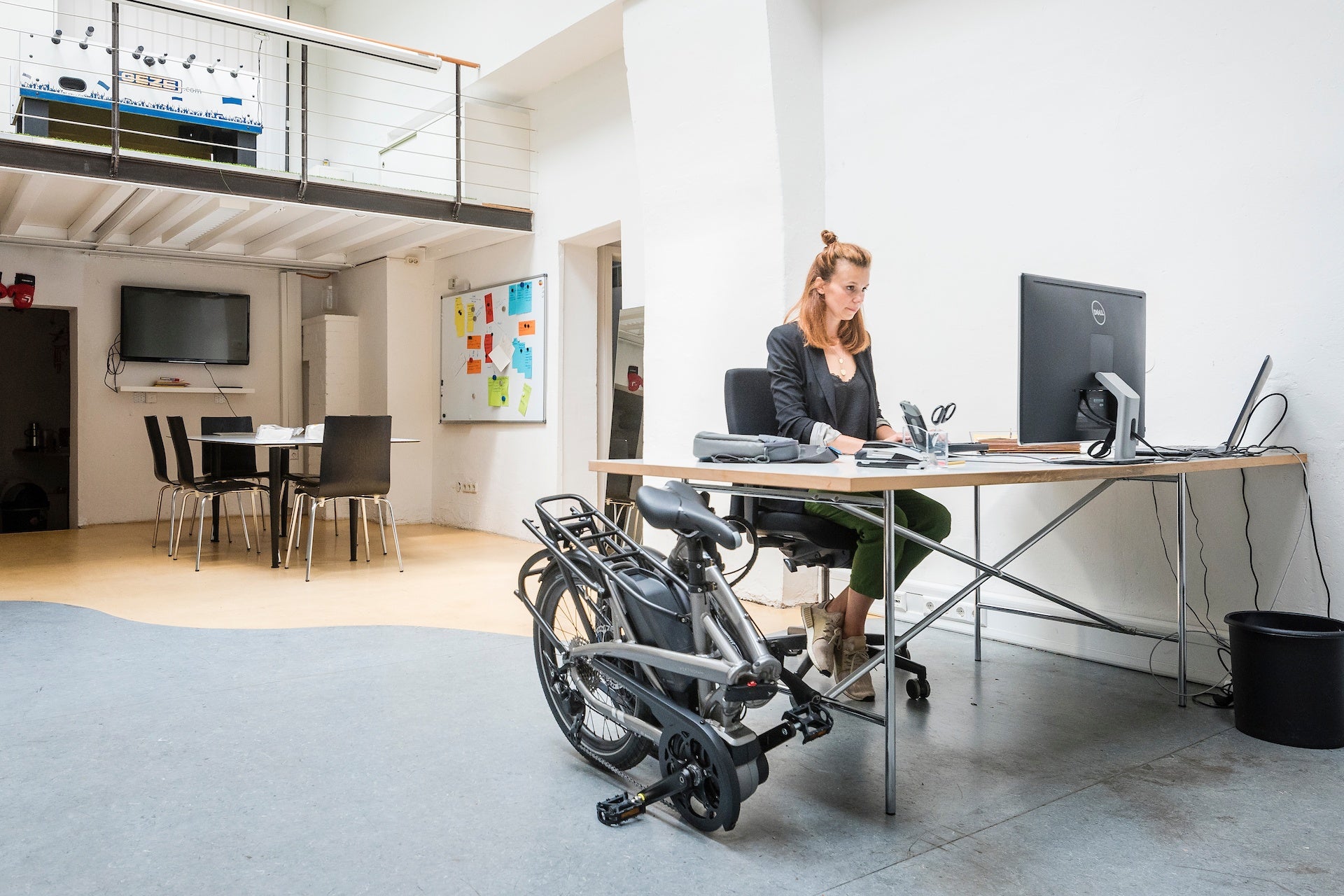 Tern Vektron S10 (Silver): Compact Electric Folding eBike feature image